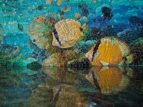 Underwater Mosaic Art: A Breathtaking Tribute to the Depths of the Blue